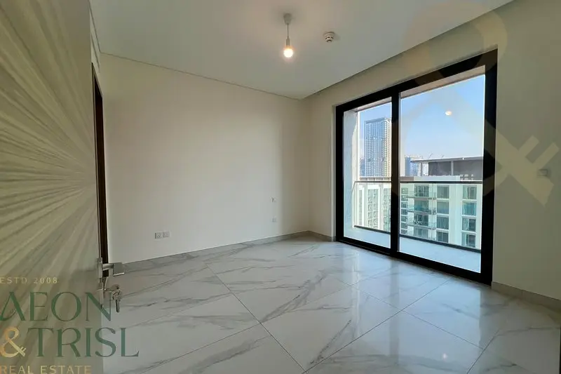 Huge 2BR | High Floor | Open View | Ready to Move