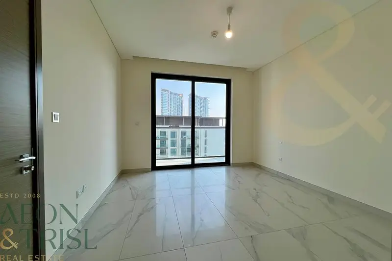 Huge 2BR | High Floor | Open View | Ready to Move
