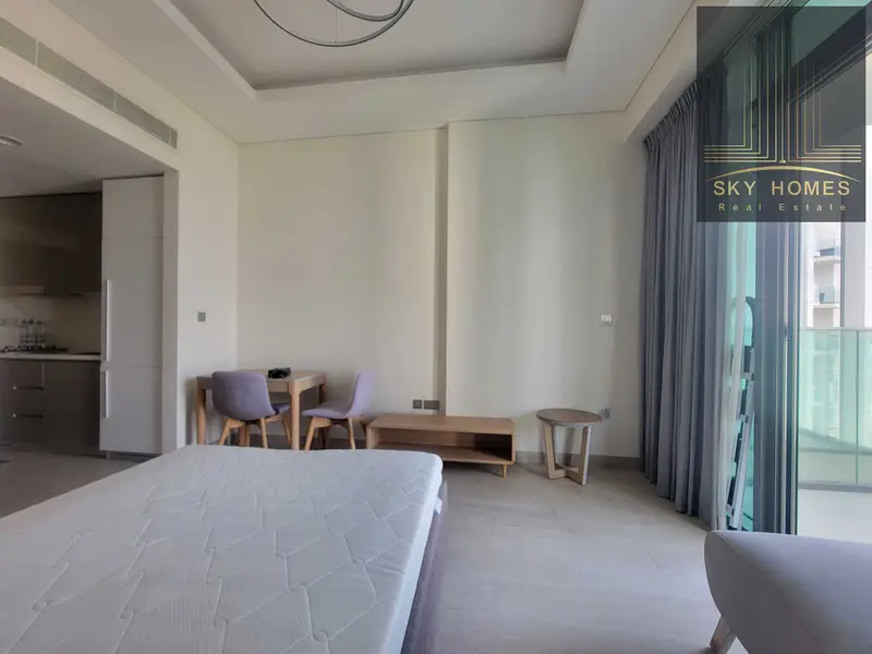 Huge size furnished studio apartment available for rent just in 50k in 4cheques with all amenities free