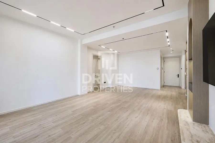 Vacant | Upgraded | Burj View | Spacious Apt