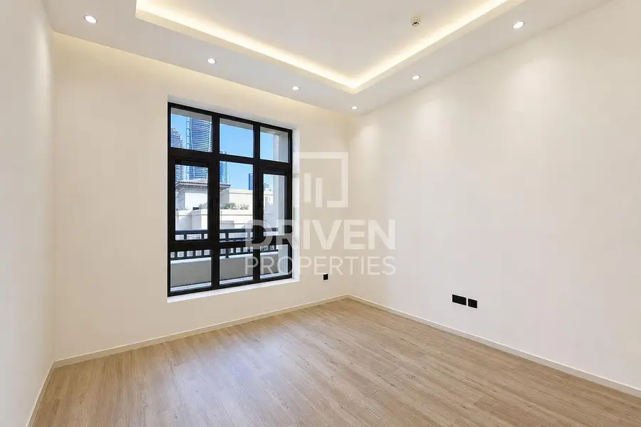 Vacant | Upgraded | Burj View | Spacious Apt