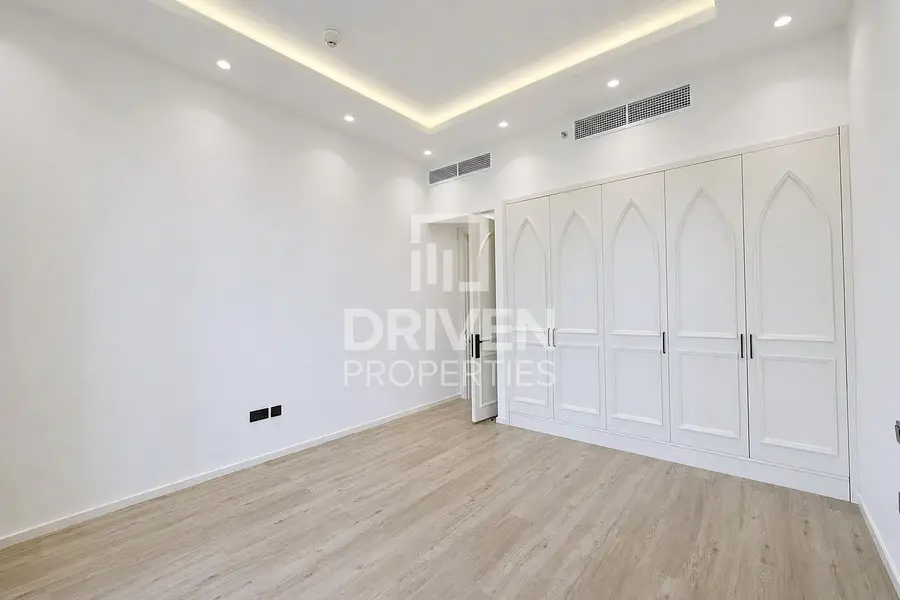 Vacant | Upgraded | Burj View | Spacious Apt