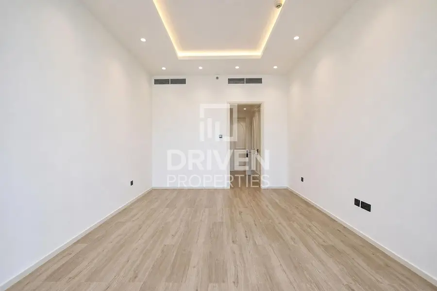 Vacant | Upgraded | Burj View | Spacious Apt