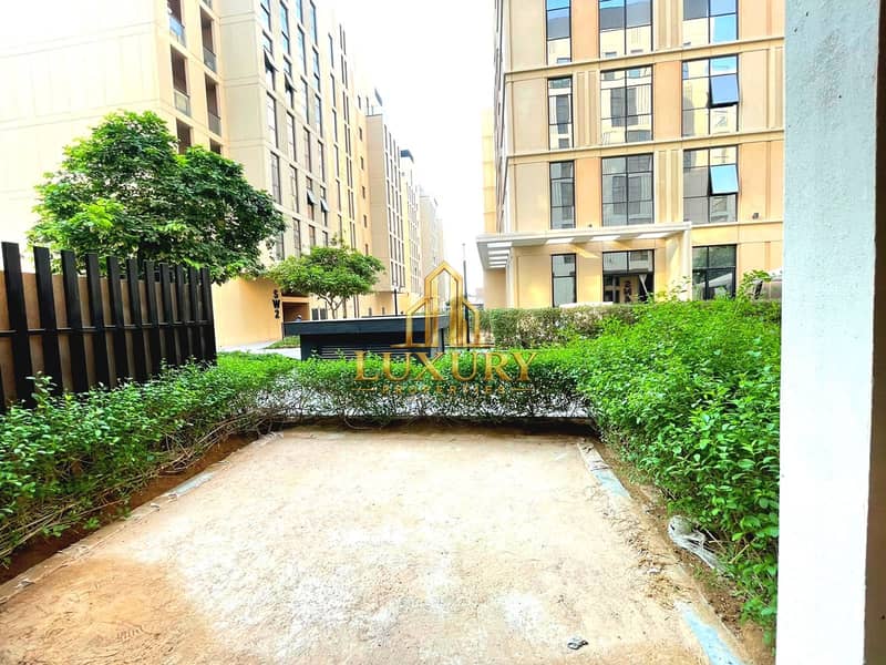 3 Spacious Studio with Private Garden & Balcony | AED 34,000 | 4 Yearly Installments