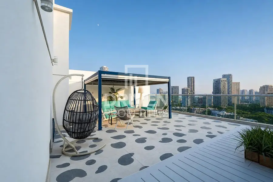 Fully Furnished | Ideal Duplex Penthouse
