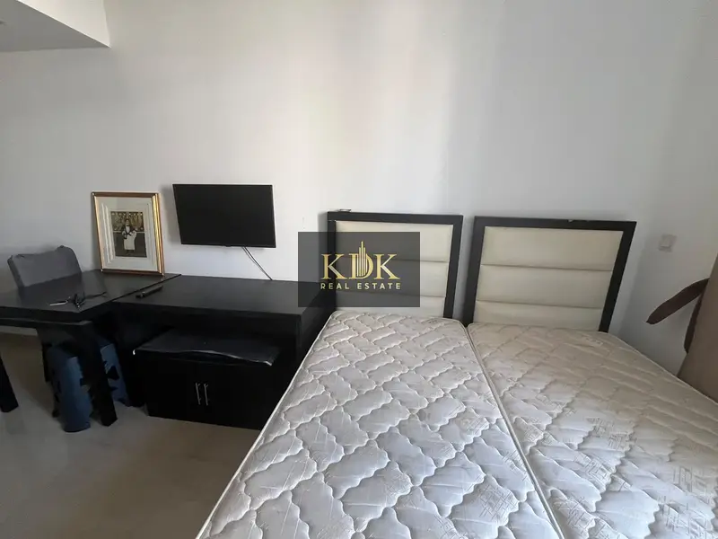 Cozy Studio | Fully Furnished | Vacant