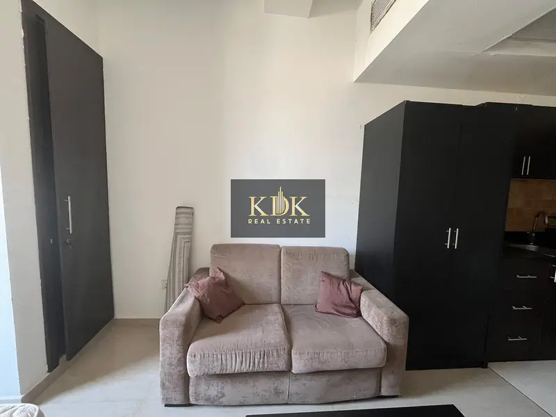 Cozy Studio | Fully Furnished | Vacant