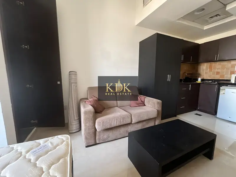 Cozy Studio | Fully Furnished | Vacant