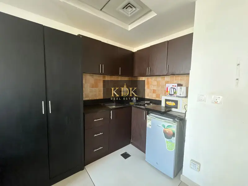 Cozy Studio | Fully Furnished | Vacant