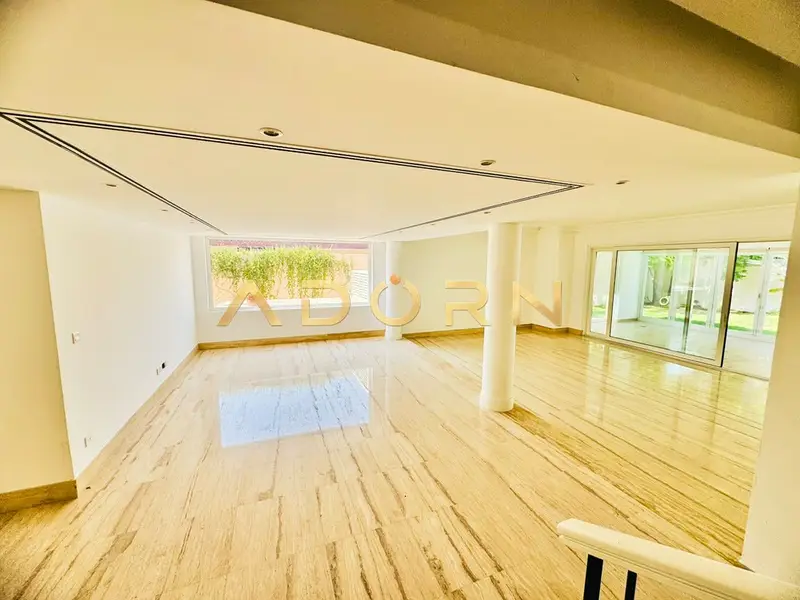 Independent Villa | Private pool & Garden | Spacious