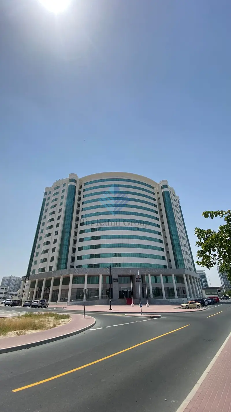 2 BEDROOM HALL FLAT AVILABLE FOR FAMILY ACCOMODATION IN AL NAHDA 1 , NO COMMISSION