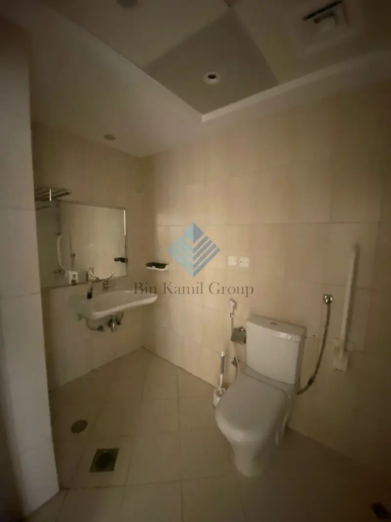 2 BEDROOM HALL FLAT AVILABLE FOR FAMILY ACCOMODATION IN AL NAHDA 1 , NO COMMISSION