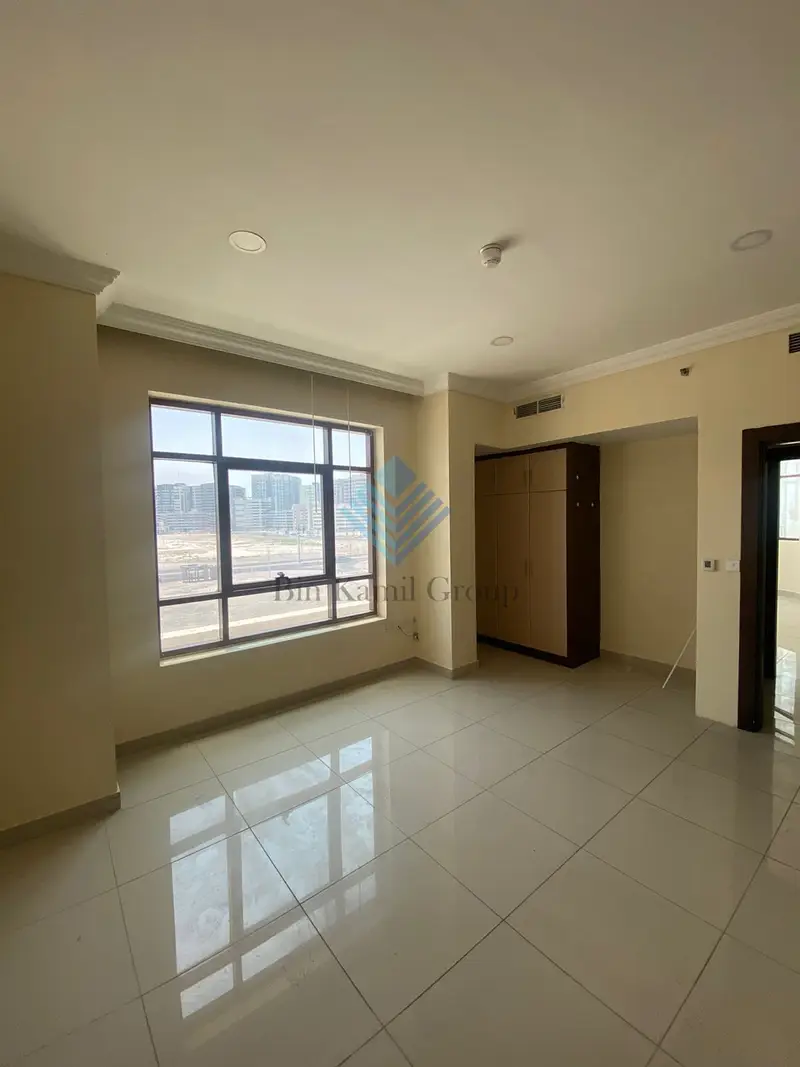 2 BEDROOM HALL FLAT AVILABLE FOR FAMILY ACCOMODATION IN AL NAHDA 1 , NO COMMISSION
