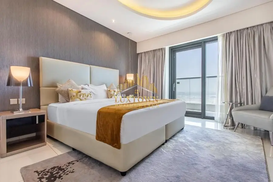 Biggest Size-High Floor-Luxurious-Well Maintained
