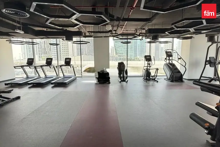 Spacious | Vacant On Transfer | Prime Location