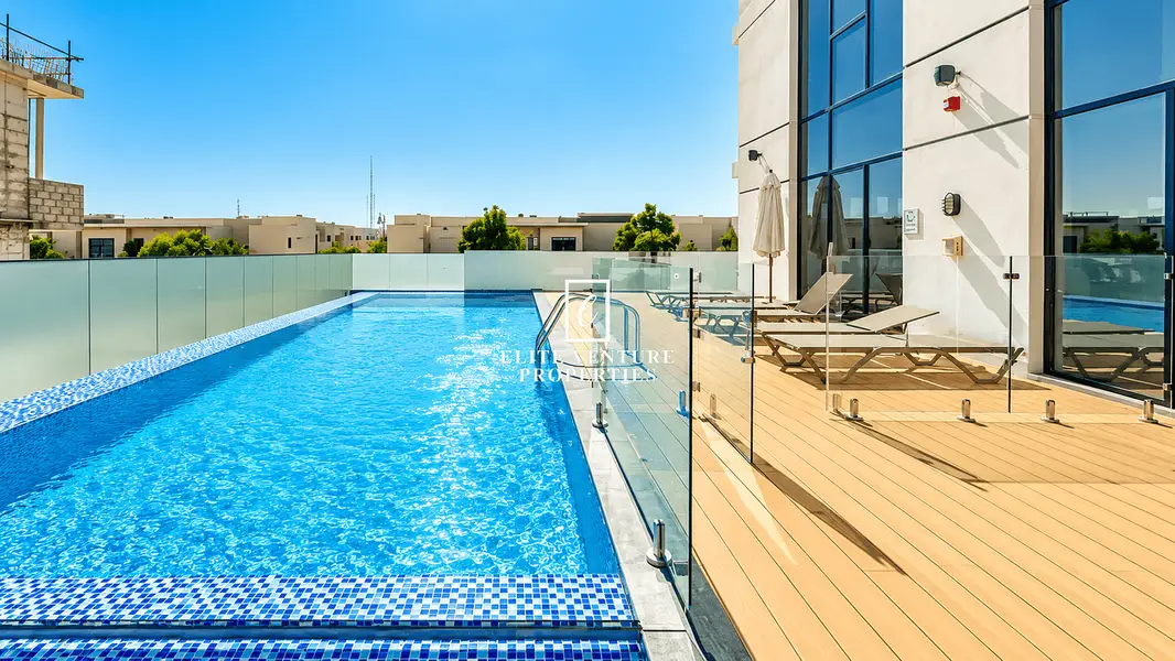 SPACIOUS LIVING | MODERN+STUDY | BIG BALCONY