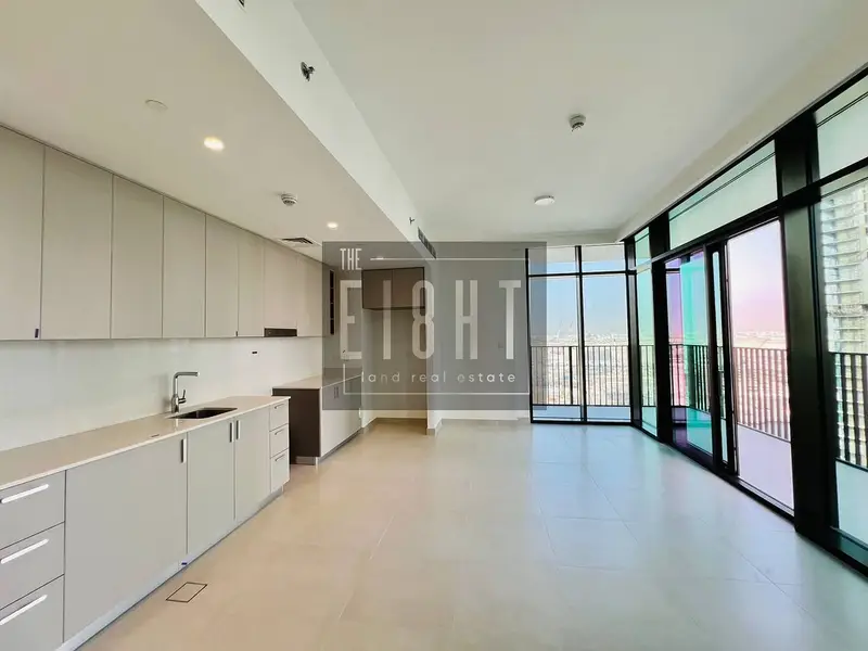 Waterfront 2BR Apartment | Creek Water Views |Corner Balcony