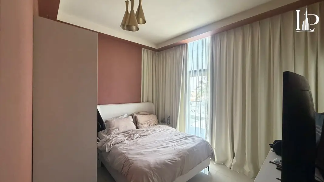SINGLE ROW CORNER END UNIT Furnished 3BR Villa | Private Garden | Amazonia, DAMAC Hills 2