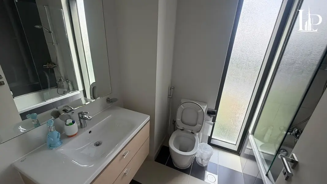 SINGLE ROW CORNER END UNIT Furnished 3BR Villa | Private Garden | Amazonia, DAMAC Hills 2
