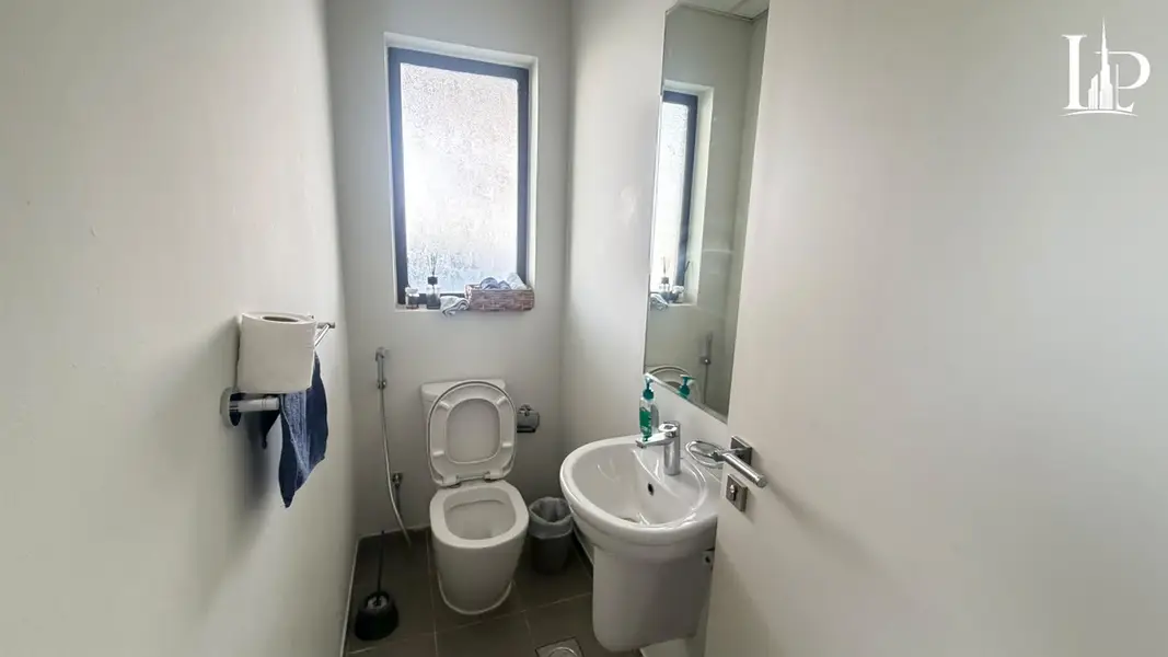 SINGLE ROW CORNER END UNIT Furnished 3BR Villa | Private Garden | Amazonia, DAMAC Hills 2