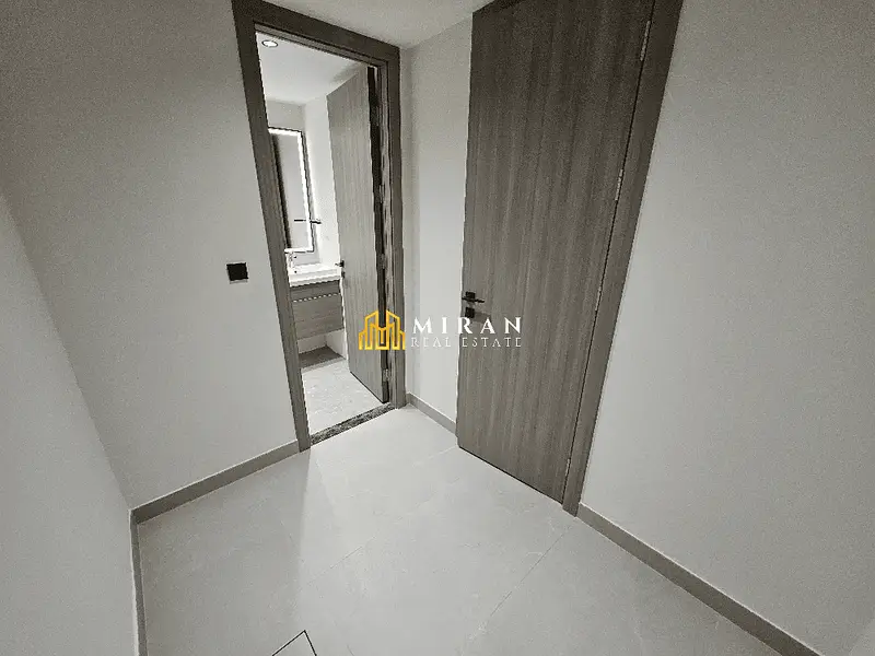 3BHK + Maid - Near to mall - Best Amenities