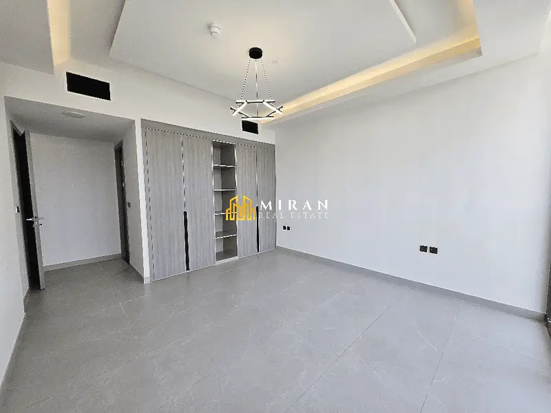 3BHK + Maid - Near to mall - Best Amenities