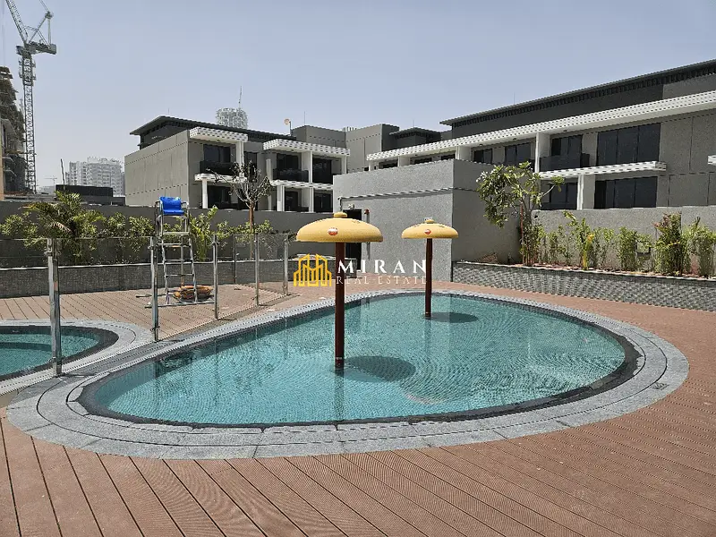 3BHK + Maid - Near to mall - Best Amenities