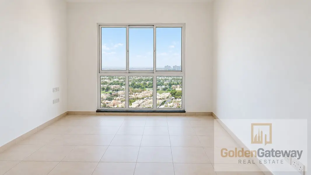 Stunning Golf View | Well Maintained | High Floor
