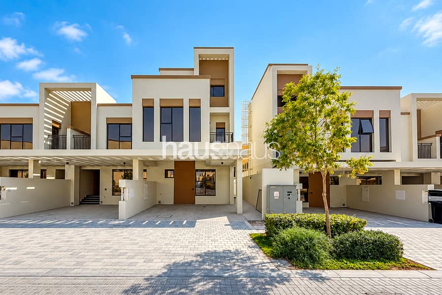 Villetta a schiera a DAMAC Lagoons,Costa Brava, 5 camere da letto, 3690000 AED - 16893063 Villetta a schiera a DAMAC Lagoons,Costa Brava, 5 camere da letto, 3690000 AED - 16893063