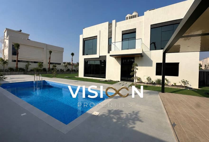 Elegant Interior| Private Pool| Modern Villa