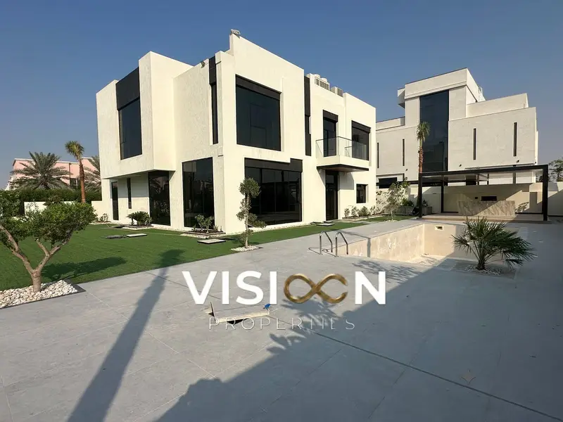 Elegant Interior| Private Pool| Modern Villa