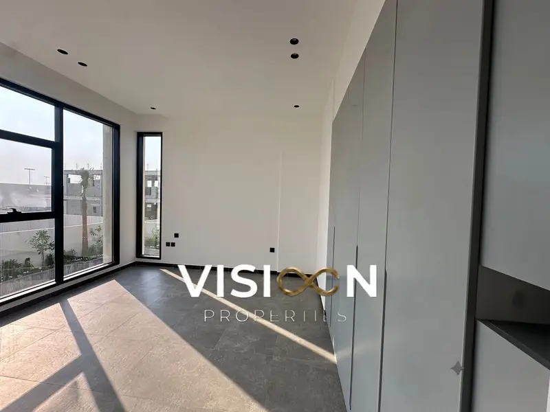 Elegant Interior| Private Pool| Modern Villa