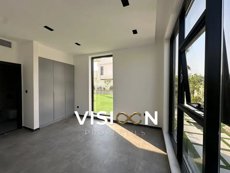 Elegant Interior| Private Pool| Modern Villa