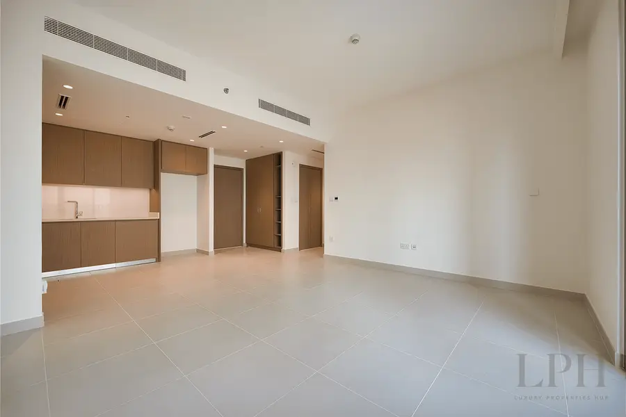 Prime Location | Community View | Modern Finishes