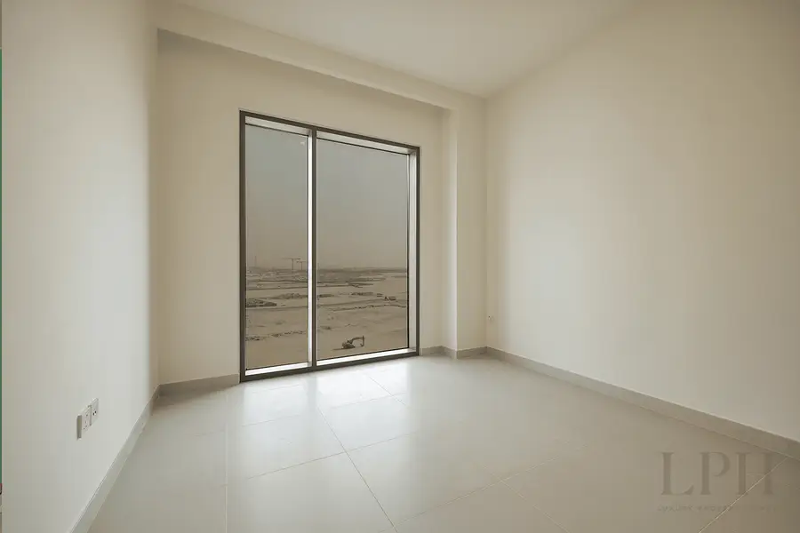 Prime Location | Community View | Modern Finishes