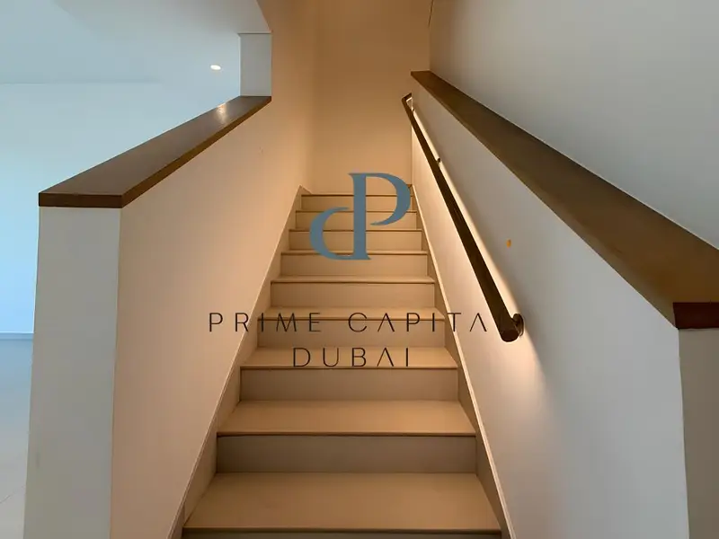 Luxury 4BR Townhouse | Private Garden | Rented