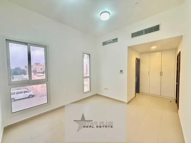 4 MASTER BEDROOM, 1 ROOM DOWN, 2 LIVING HALLS, SWIMMING POOL, READY TO MOVE