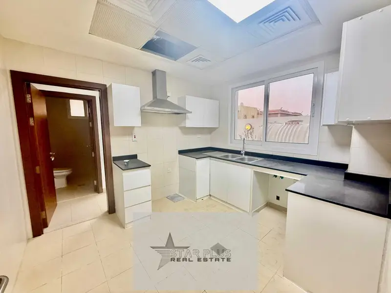 4 MASTER BEDROOM, 1 ROOM DOWN, 2 LIVING HALLS, SWIMMING POOL, READY TO MOVE