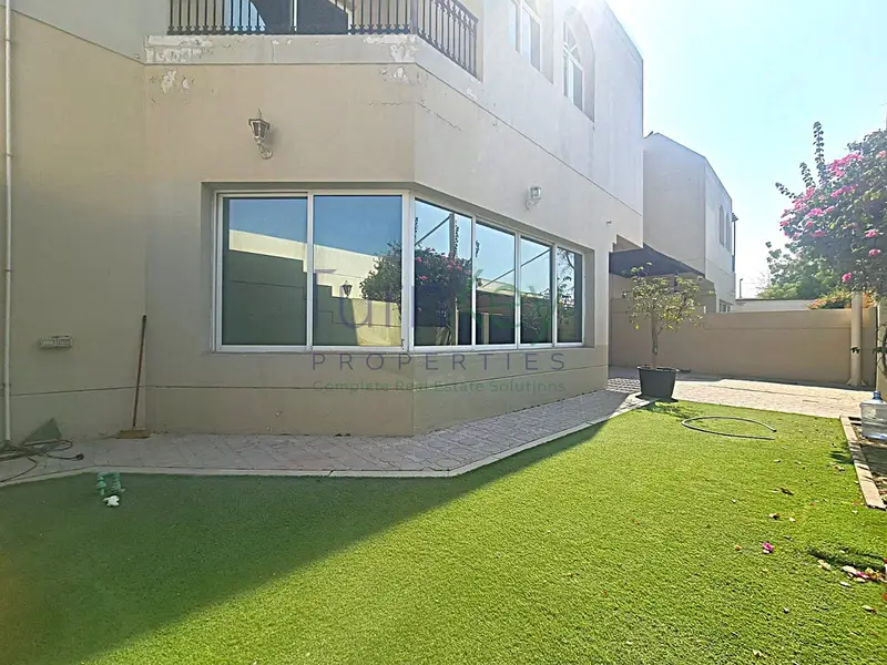 5Min To Beach & Burj Al Arab\5Bed+Maids+Study