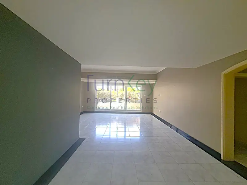 5Min To Beach & Burj Al Arab\5Bed+Maids+Study