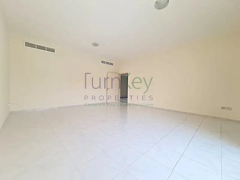 5Min To Beach & Burj Al Arab\5Bed+Maids+Study