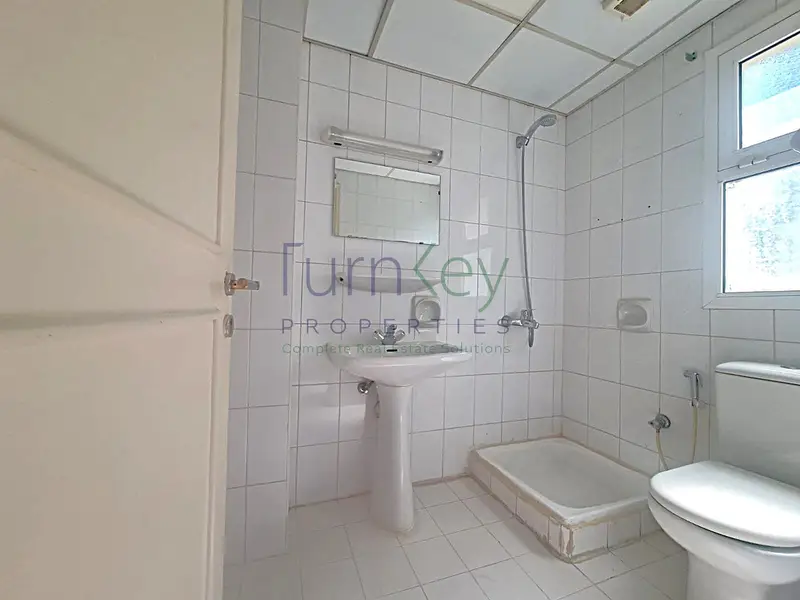 5Min To Beach & Burj Al Arab\5Bed+Maids+Study