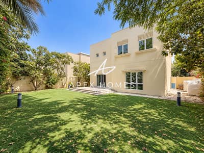 4 Bedroom Villa for Rent in The Meadows, Dubai - Unfurnished | Vacant Now | Prime Location 4 Bedroom Villa for Rent in The Meadows, Dubai - Unfurnished | Vacant Now | Prime Location