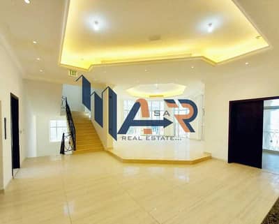 6 habitaciones Villa para en Alquiler en Al Rahbah, Abu Dhabi - hgAtBwHV3QmIrlRkKf8d6AN0d6Xdm8XIdEkScIbf. jpg