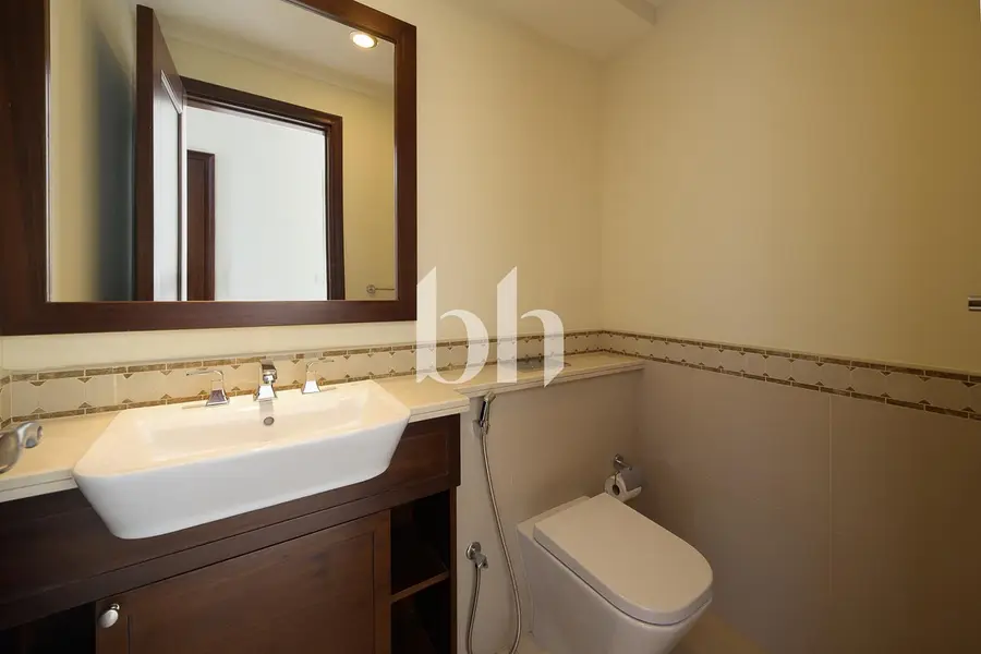 Next To The Park | Maids | Internal Location