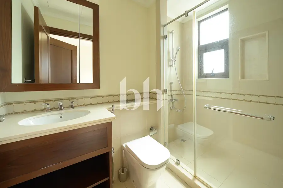 Next To The Park | Maids | Internal Location