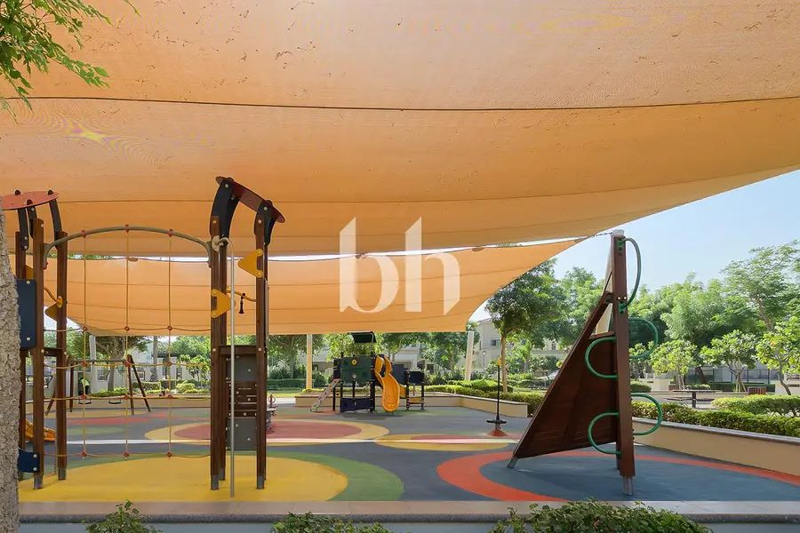 Next To The Park | Maids | Internal Location