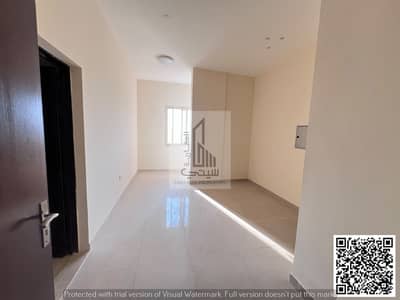 استوديو للايجار في الروضة، عجمان - WhatsApp Image 2026-10-15 at 6.03. 45 PM (2). jpeg استوديو للايجار في الروضة، عجمان - WhatsApp Image 2026-10-15 at 6.03. 45 PM (2). jpeg