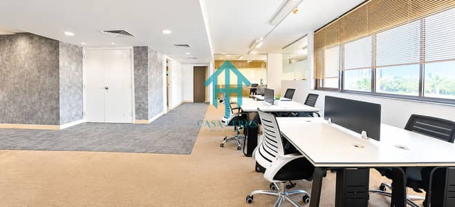 مکتب  للايجار في الكرامة، دبي - Bright Modern Open-Plan Office (3). png