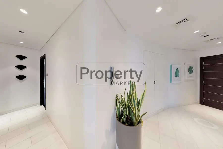 Large Layout | Partial Sea view | Best Offer